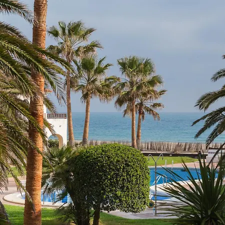 Nueva Playa Apartment *